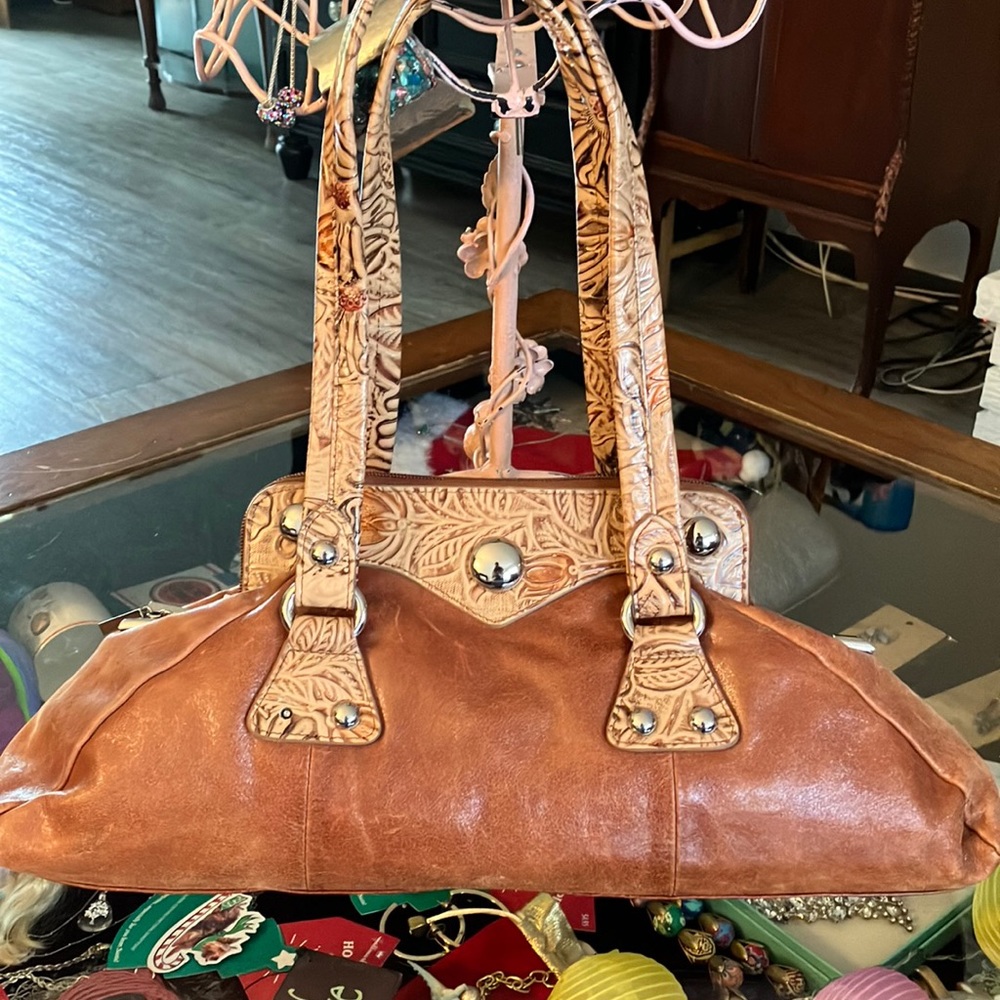 “The Find” Shoulder Bag